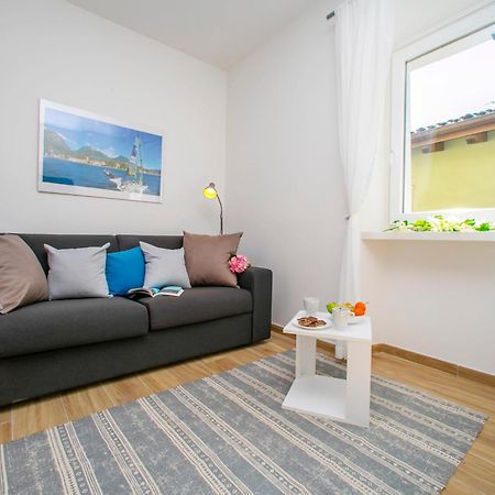 Nido Sui Tetti Di Riva Del Garda - Happy Rentals Exterior photo